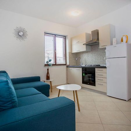 Apartmani Dragica Ρόβινι Εξωτερικό φωτογραφία