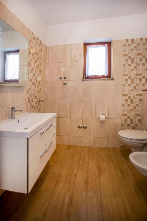 Apartmani Dragica Ρόβινι Εξωτερικό φωτογραφία