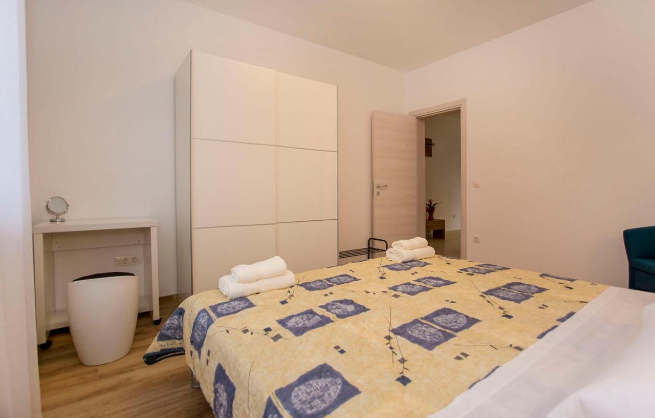 Apartmani Dragica Ρόβινι Εξωτερικό φωτογραφία