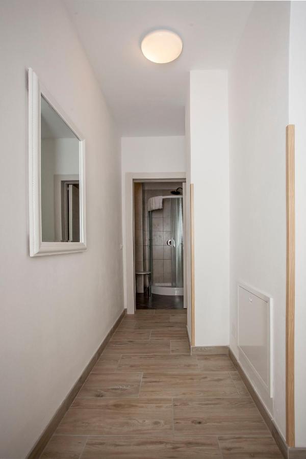 Apartmani Dragica Ρόβινι Εξωτερικό φωτογραφία