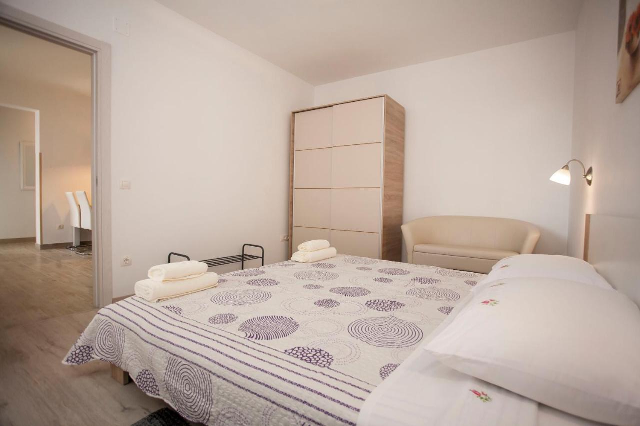 Apartmani Dragica Ρόβινι Εξωτερικό φωτογραφία